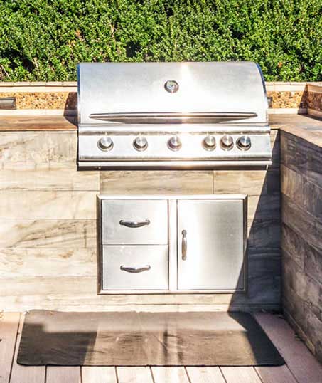 Mears Landcare Group, LLC Outdoor Kitchen Services